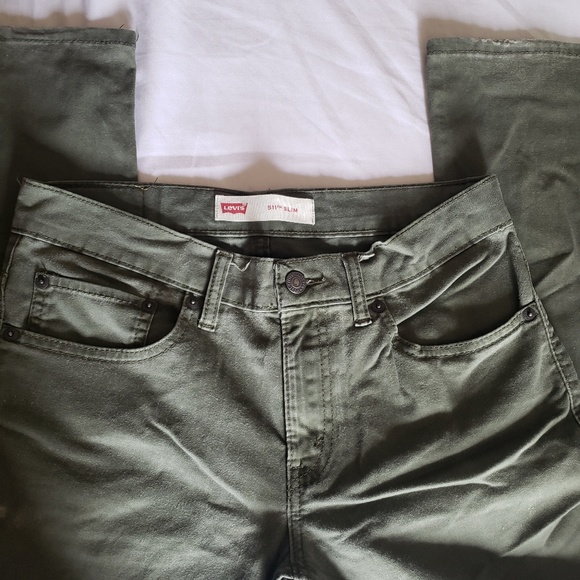 Levis - Picture 4 of 4